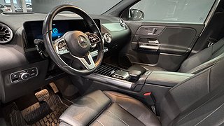 SUV Mercedes-Benz EQA 10 av 17