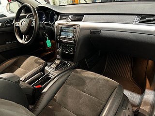 Skoda Superb Kombi 2.0 4x4 Elegance Drag Dvärm S/V-hjul