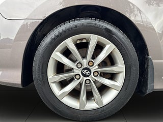 Hyundai i30 CRDi Select Drag/SoV-Däck/Värmare/Psens – bild 14