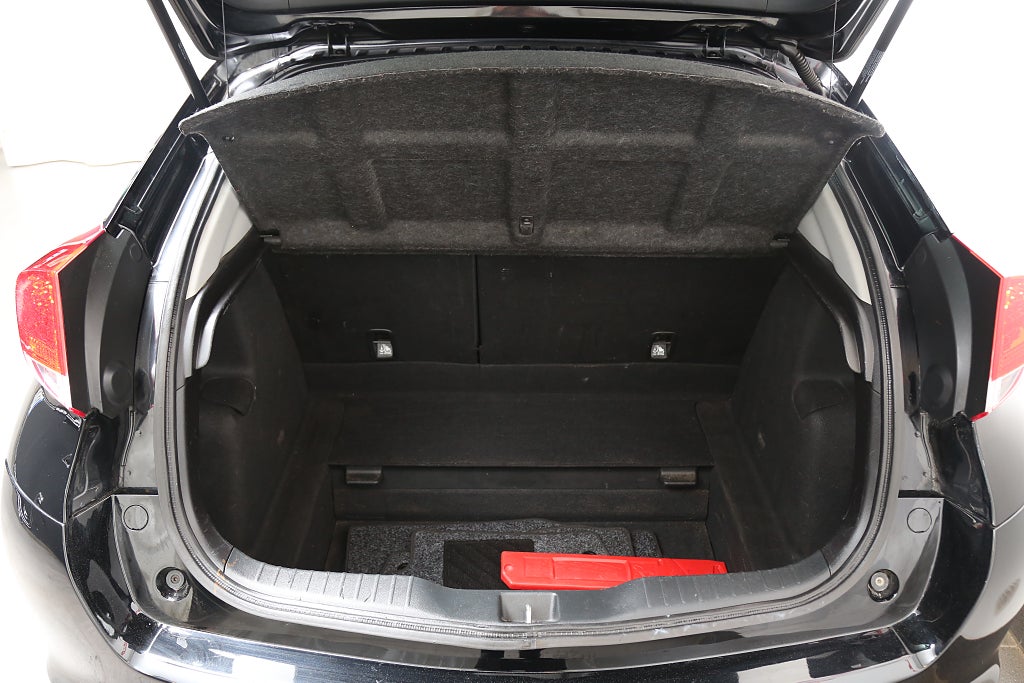 Honda Civic 1,8 i-VTEC 141hk Sport 5D Navi Kamera 2013
