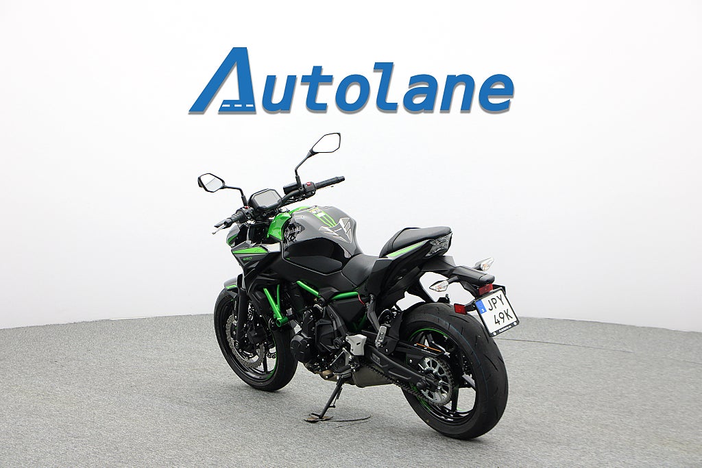 Kawasaki Ninja Z650 *ABS Endast 41 mil!