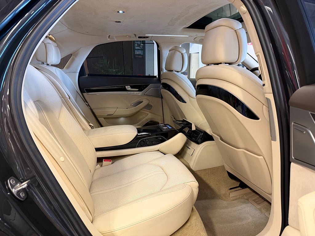 Audi S8 2013 - miniatyr 23