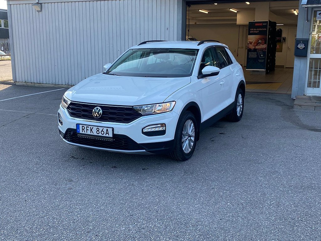 Volkswagen T-Roc 2.0 TDI 4Motion Base Eu6 AUT NAVI M-Värmare