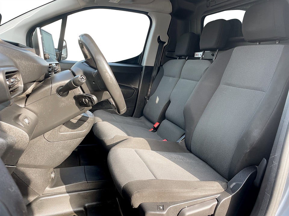 Bild på Peugeot Partner PRO IN 1.5 Hhd 100hk L1 INREDNING VÄRMARE DRAG