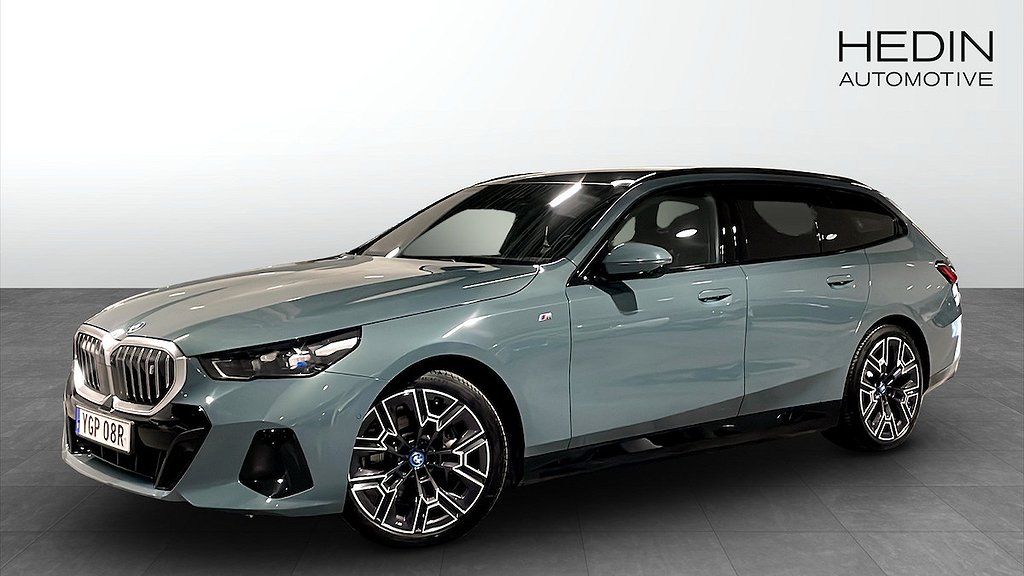 BMW i5 eDrive40 Touring / M-Sport / Innovation / Comfort