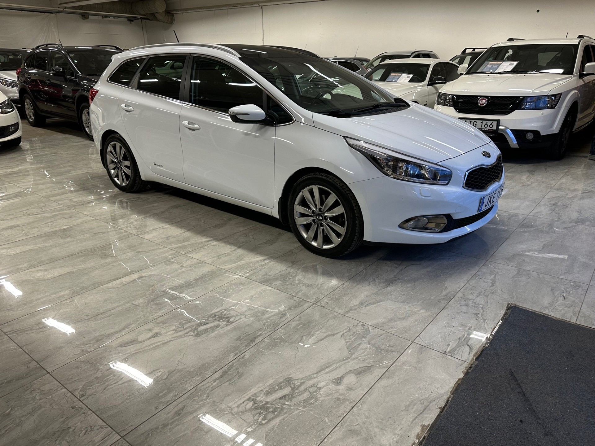 Kia Ceed 2014, kuva 2/42