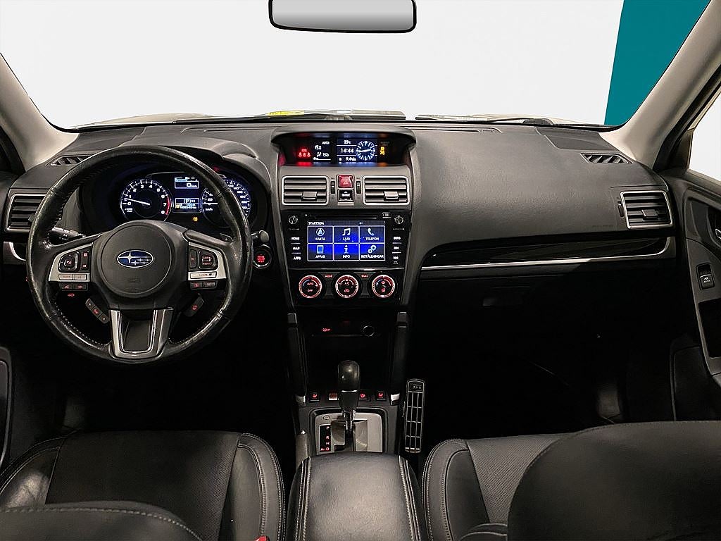 Subaru Forester 2.0 4WD Läder, Drag, Backkamera, 1 BRUKARE, Pano