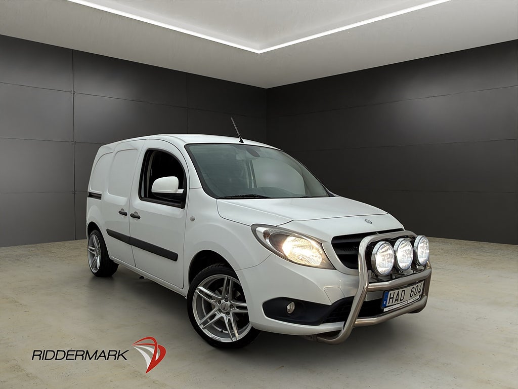 Mercedes-Benz Citan 109CDI M/K-Värmare Dragkrok Farthållare