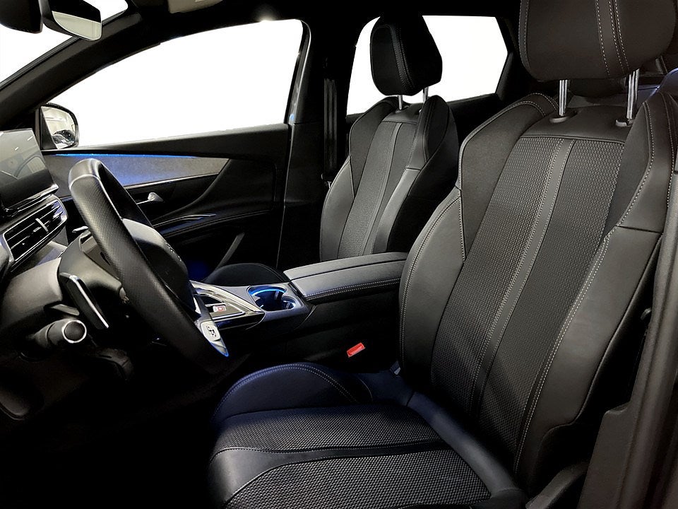 Bild på Peugeot 3008 GT 1.2 PT 130hk Aut - B-KAMERA,CARPLAY,NAVI