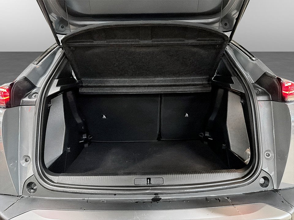 Bild på Peugeot 2008 Allure 1.2 PT 130hk Aut B-KAMERA CARPLAY