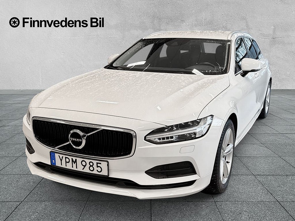 Volvo V90 T4 Momentum SE