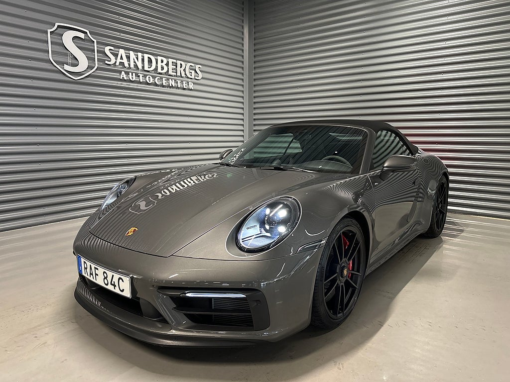 Porsche 911 Carrera 4 GTS Cabriolet PDK