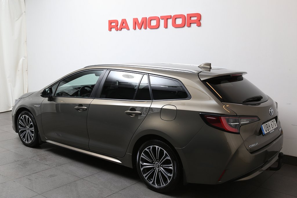 Toyota Corolla Touring Sports Hybrid e-CVT Style Motorv Drag 2019