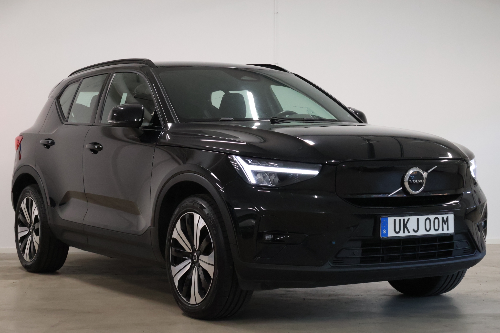 Volvo XC40 RECHARGE PLUS EDITION 2023, bild 3/60