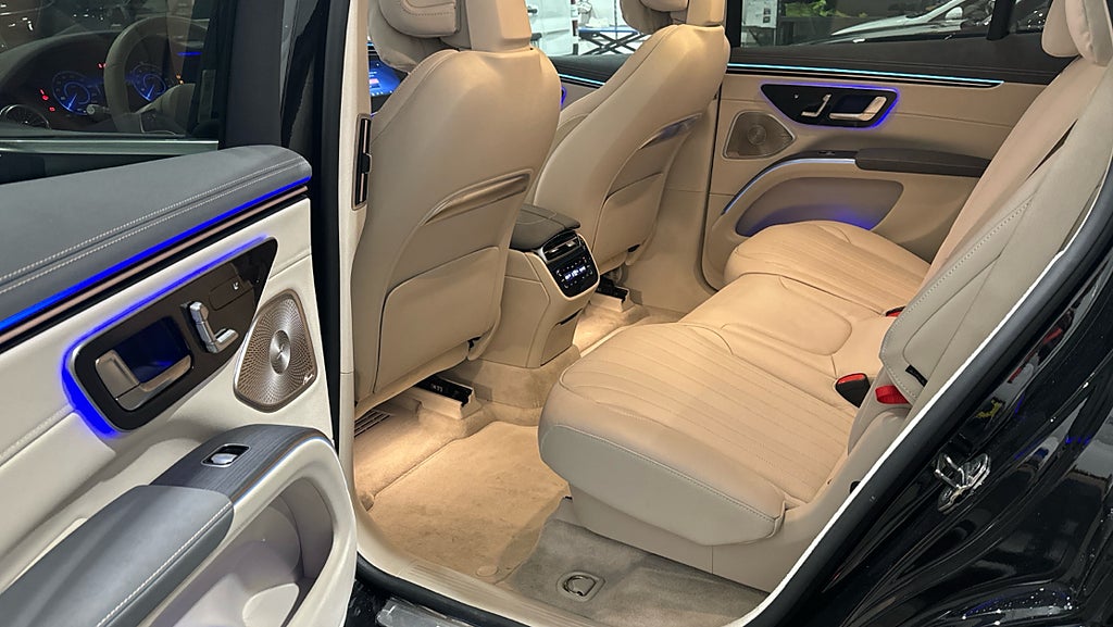 Mercedes-Benz EQS 500 SUV 4MATIC AMG Premium Plus Hyperscreen - bild 5