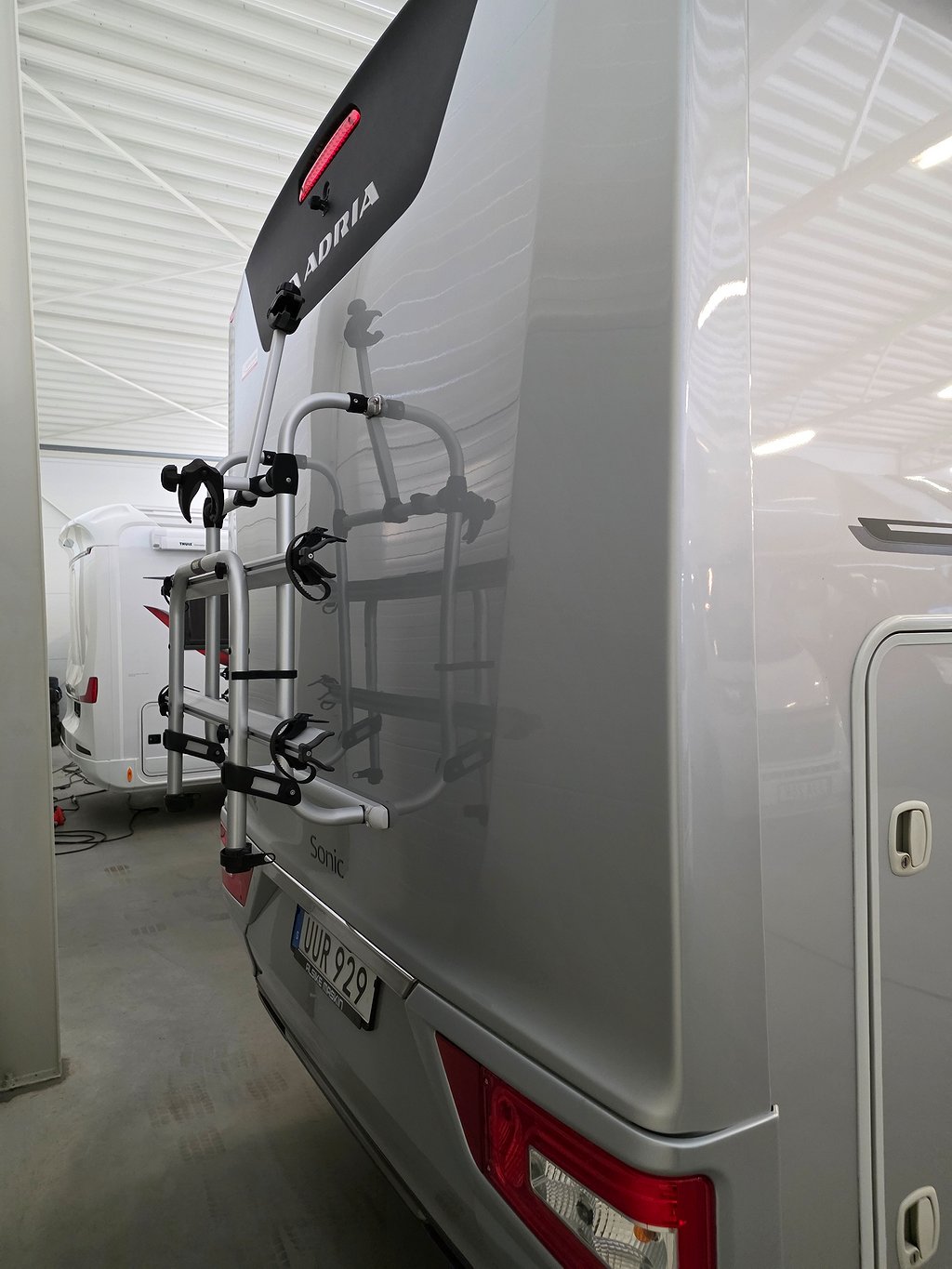 Adria Sonic Supreme 810 SC / ALDE / Auto 180hk / Ugn/Taksäng - Adria