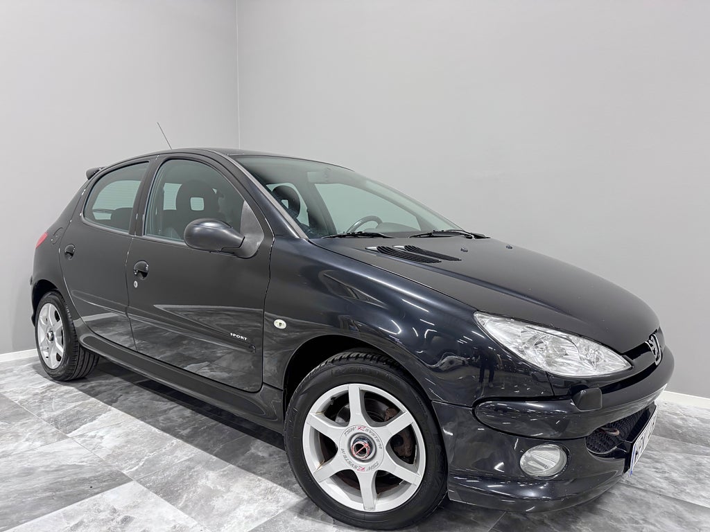 Peugeot 206 5-dörrar 1.6 Sport XL/Värmare/Ny kamrem/Nyservad