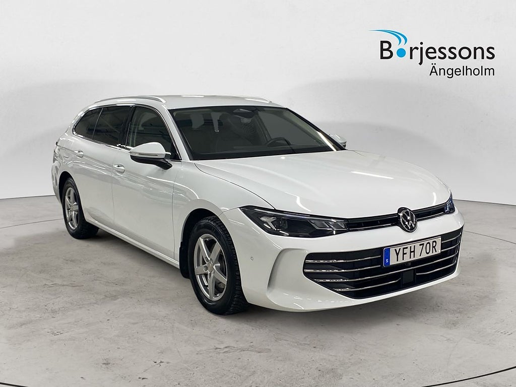 Volkswagen Passat Sportscombi 1,5 eTSI 150 HK DSG Drag Värm