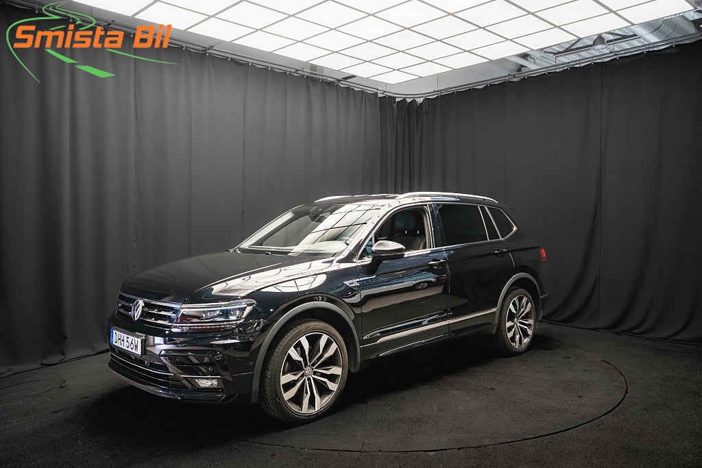 Volkswagen Tiguan Allspace TDI 4M R-Line 7-sits D-VÄRMARE 20'' DRAG KAMERA COCKPIT