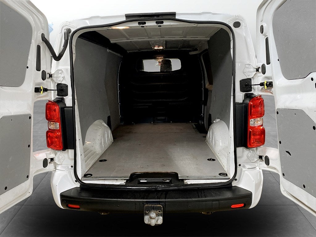 Bild på Peugeot Expert PRO+ 2.0 BHDi 180hk Aut L3 - B-KAMERA, DRAG