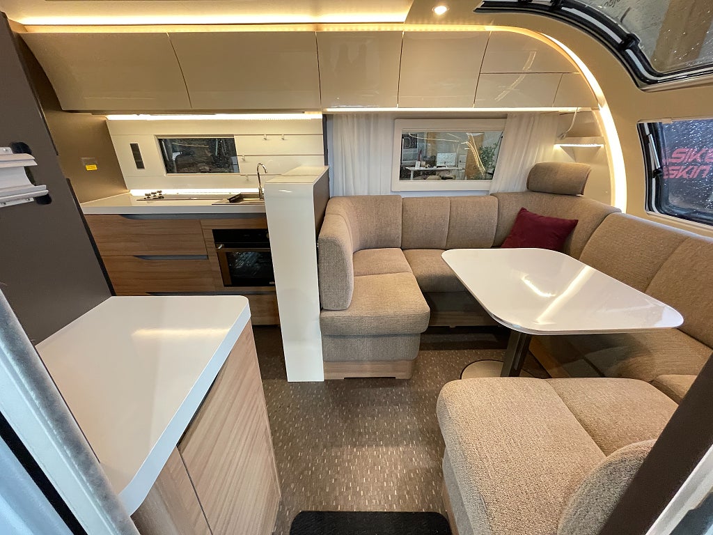 Adria Alpina 573 UP / ALDE / Ugn / Panorama / 1779kr/mån / Cityvatten  - Adria