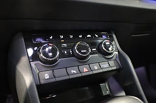 SUV Skoda Karoq 17 av 22