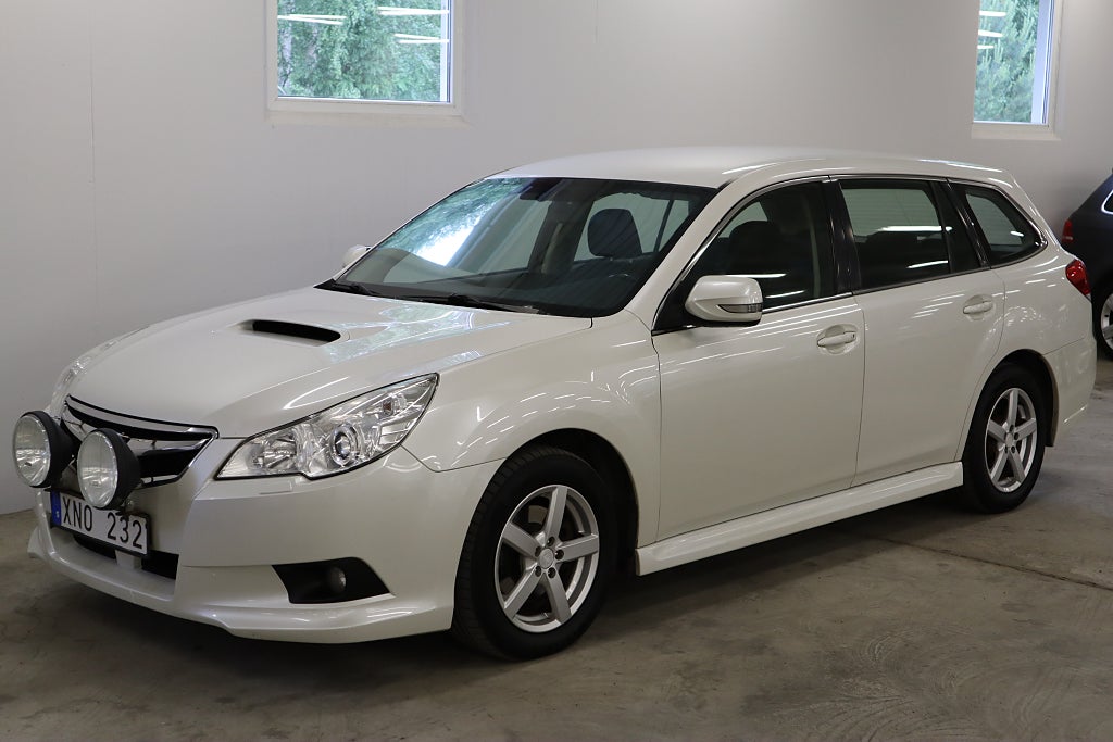 Subaru Legacy Wagon 2.0 4WD *Drag/M-värm* (150HK) Euro 5