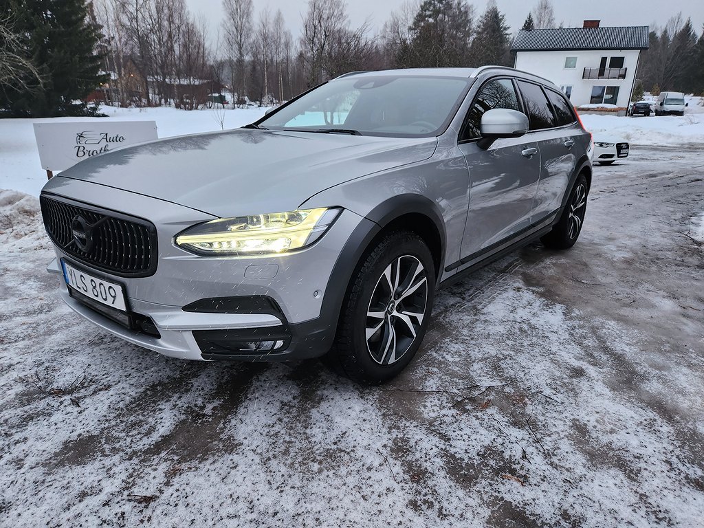 Volvo V90 Cross Country D4 AWD Geartronic Momentum, Plus 