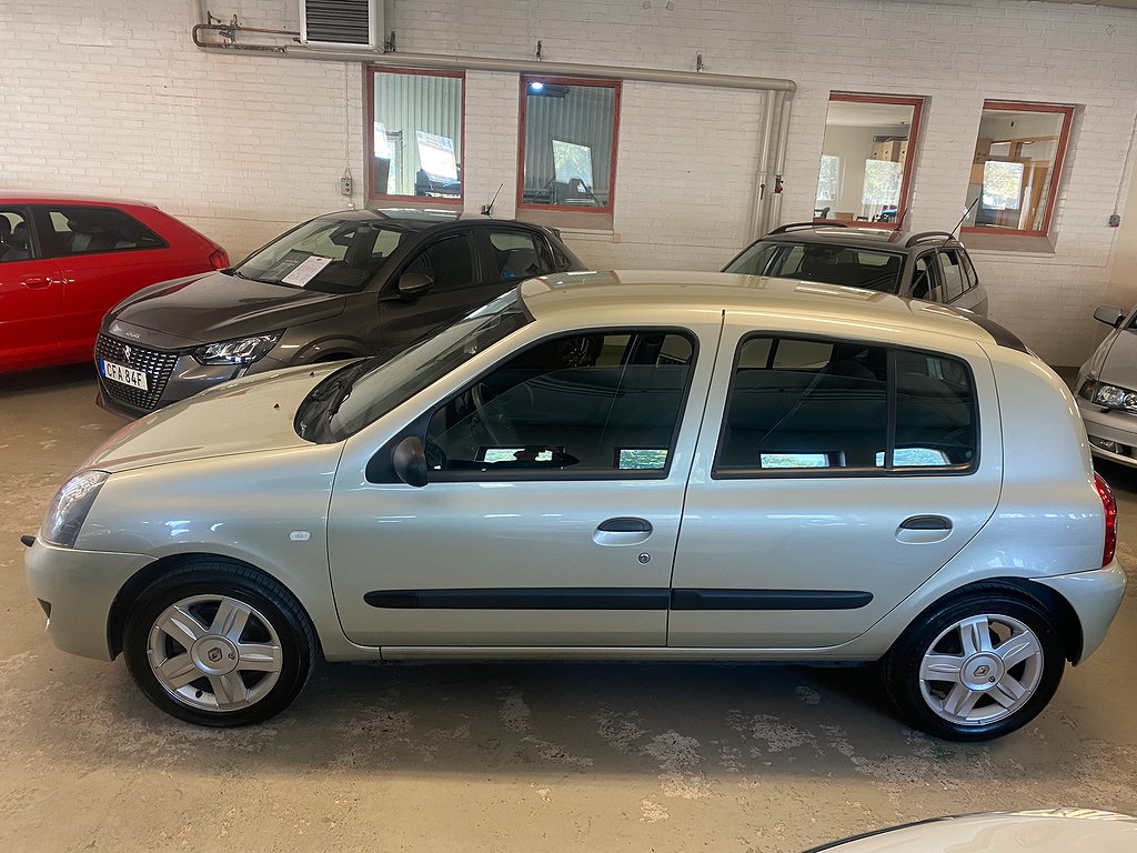 Renault Clio 5-dörrars Halvkombi 1.2 Euro 4