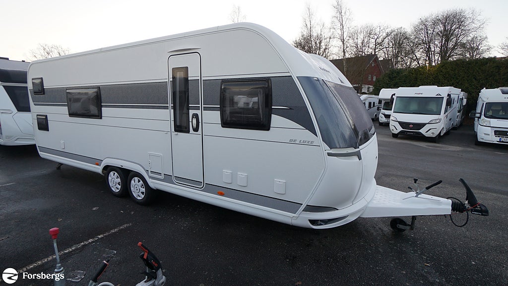 Hobby 650 KFU DELUXE / Alde inkl. golvvärme / AC / Ugn