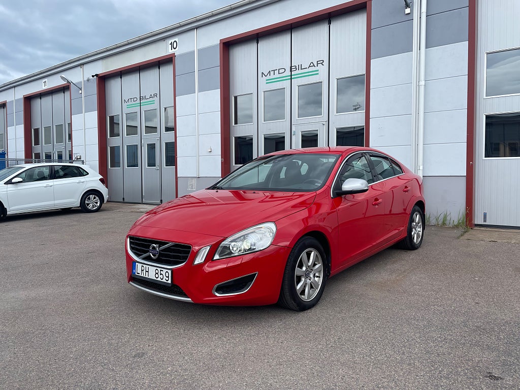 Volvo S60 D3 Geartronic Momentum Svensksåld 