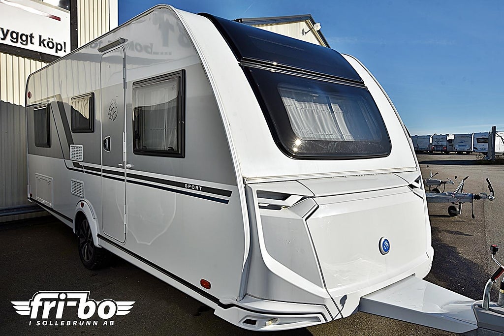 Knaus 540 UE Sport, Långbäddar