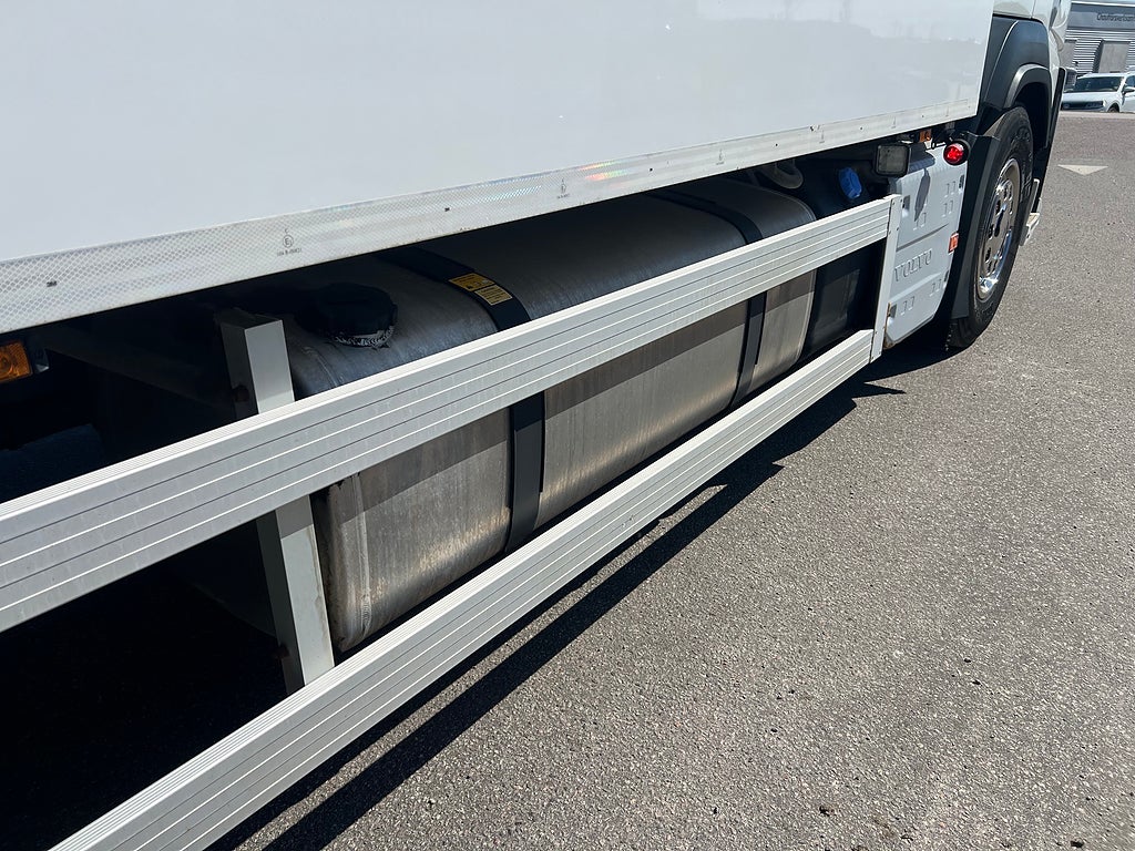 Volvo FM 410 6x2 Skåpbil, Öppningsbarsida, Bussbygg, Värmare