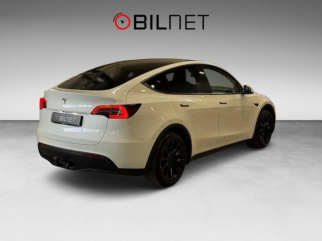 Tesla Model Y Long Range AWD *3,99%* Drag Moms Sv-Såld 360