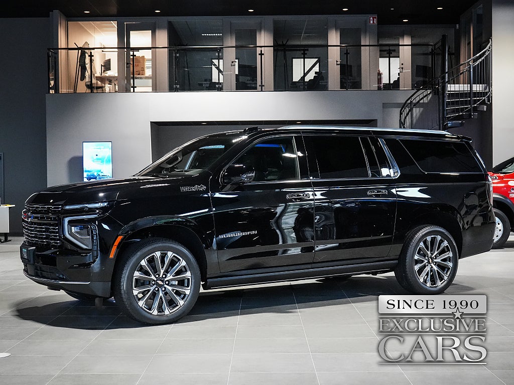 Chevrolet Suburban High Country Deluxe 6.2L V8 426HK 