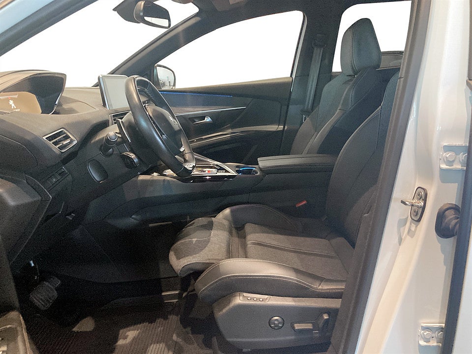 Bild på Peugeot 5008 GT-Line 1.6 PT 180hk Aut - 7-Sits El-Baklucka El-stolar