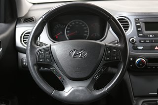 Halvkombi Hyundai i10 14 av 20