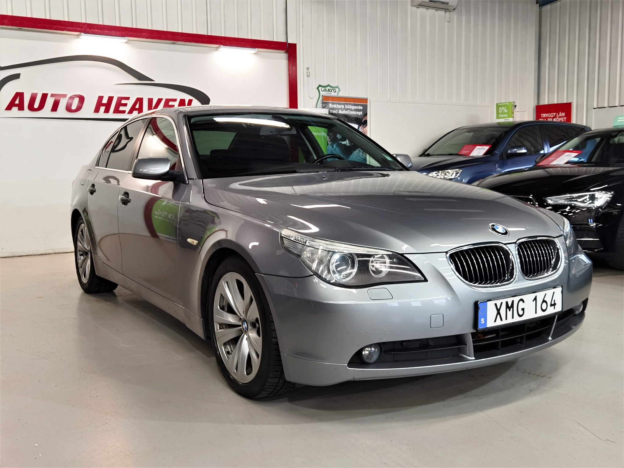 BMW 523 i Sedan, bild 3/19