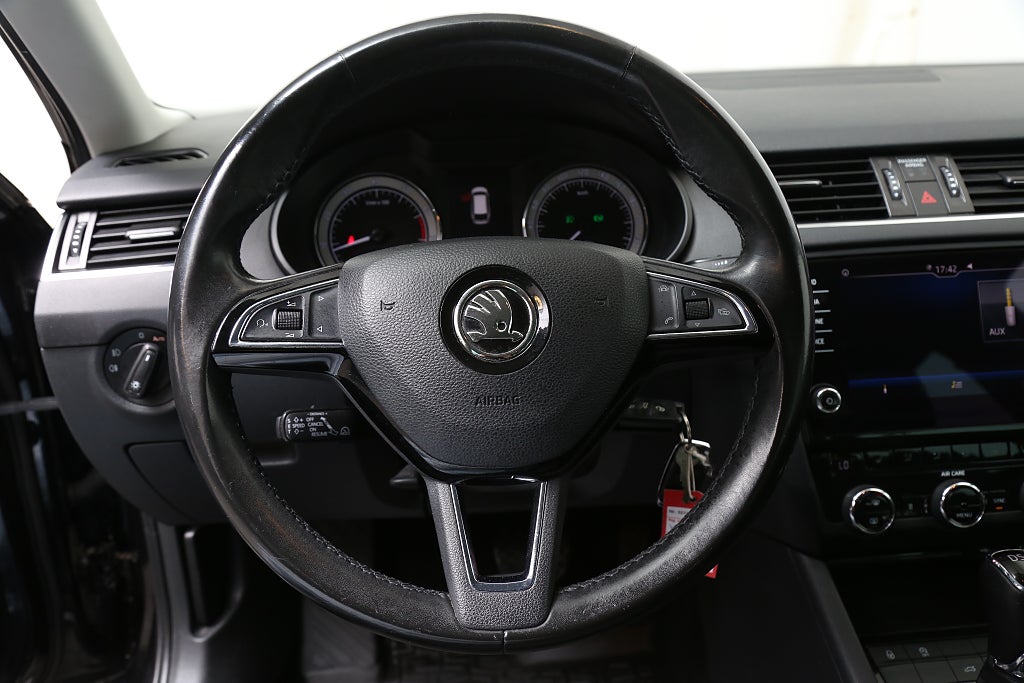 Skoda Octavia 1,4 TSI 150hk Style DSG Kombi Premiumpkt Webasto Drag 2018