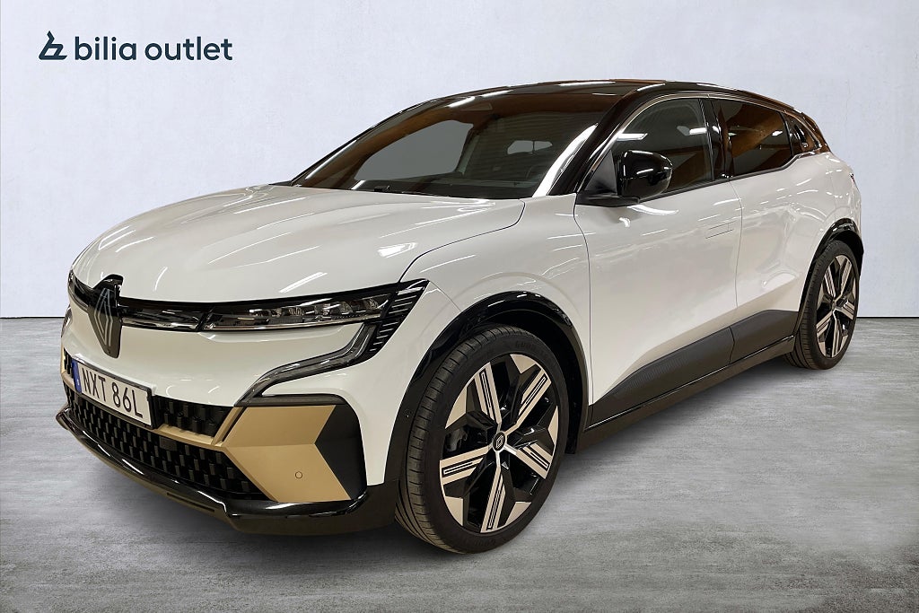 Renault Mégane E-TECH 60 kWh Iconic / Drag / Harman Kardon / 360-kamera