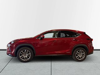 Lexus NX 300h AWD 2.5 E-CVT Executive Kamera Psens S&V-däck