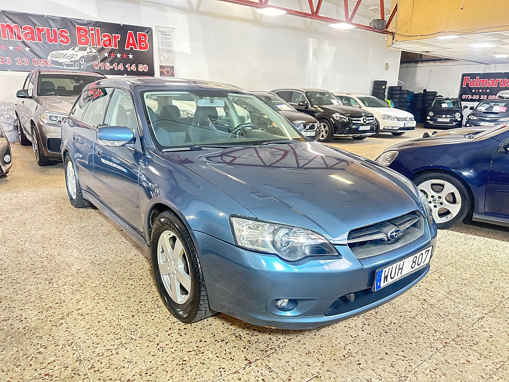 Subaru Legacy 2.5 4WD Automat Ny Servad & Besiktigad 