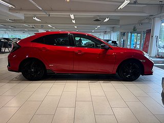 Honda Civic 5-dörrar 1.0 Dynamic/Kamera/P-sensorer/Navi/S&V