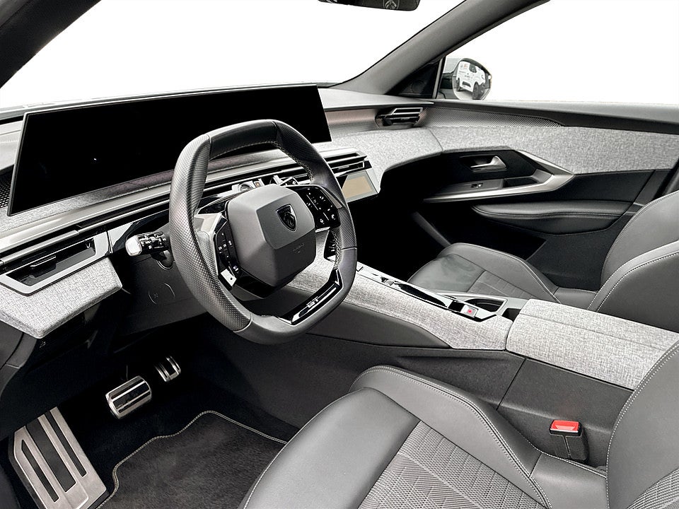 Bild på Peugeot 5008 GT Hybrid 145hk Aut 7-SITS B-KAMERA CARPLAY