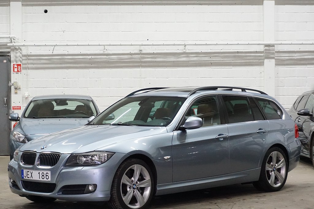 BMW 330 i xDrive Touring Panorama Drag Skinn Dynamic