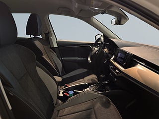 Skoda Kamiq Adventure Edition Style Kamera Drag Mvärm Carplay SoV – bild 10