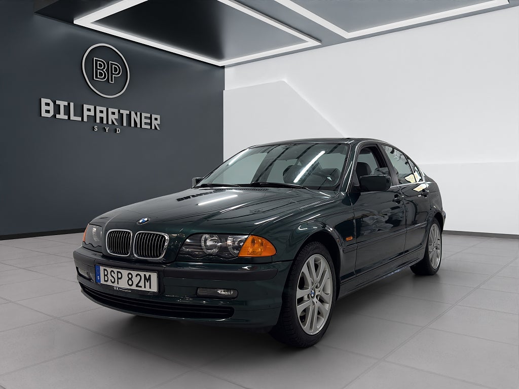 BMW 320I Sedan/Ny Besiktad
