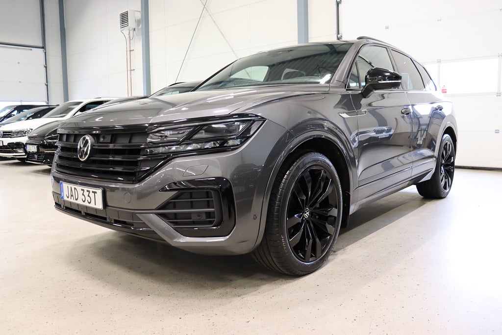 Volkswagen Touareg 3.0 V6 TDI 4M TipTronic R-Line *SE SPEC* 286hk