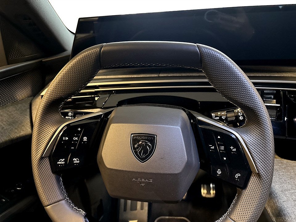 Bild på Peugeot 5008 GT Hybrid 145hk Aut - NYA VINTERHJUL INGÅR!