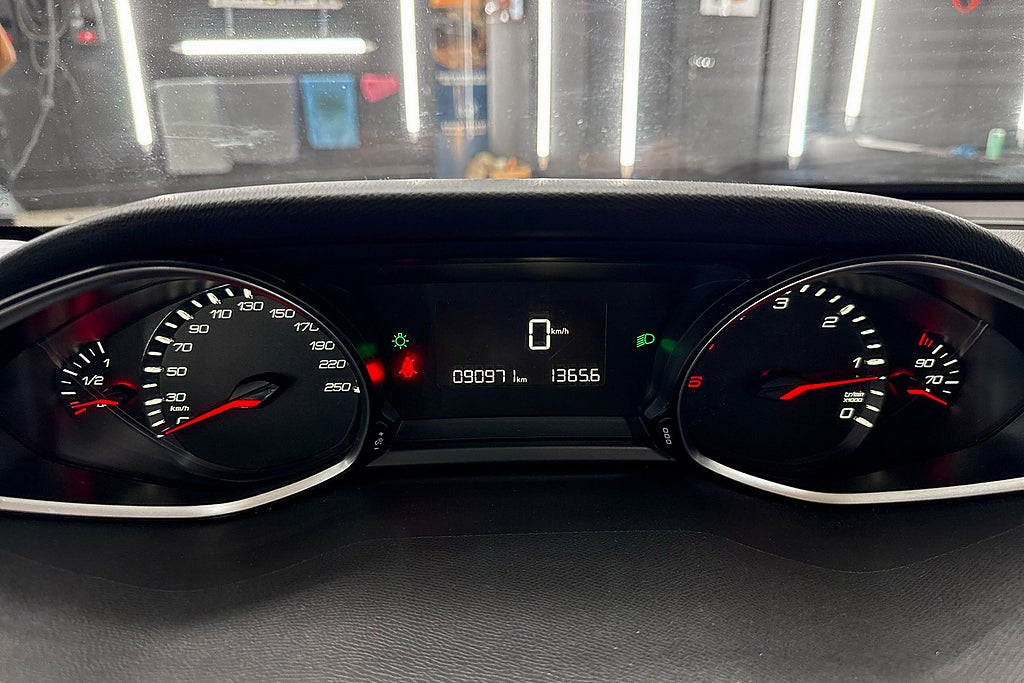 Peugeot 308 2013